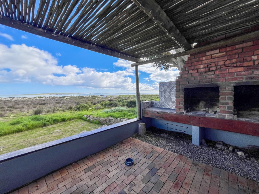 To Let 2 Bedroom Property for Rent in Middedorp Western Cape
